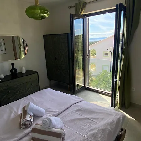 Luxury 